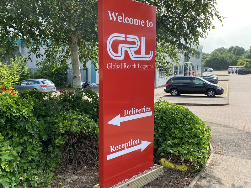 Directional Signs (1)